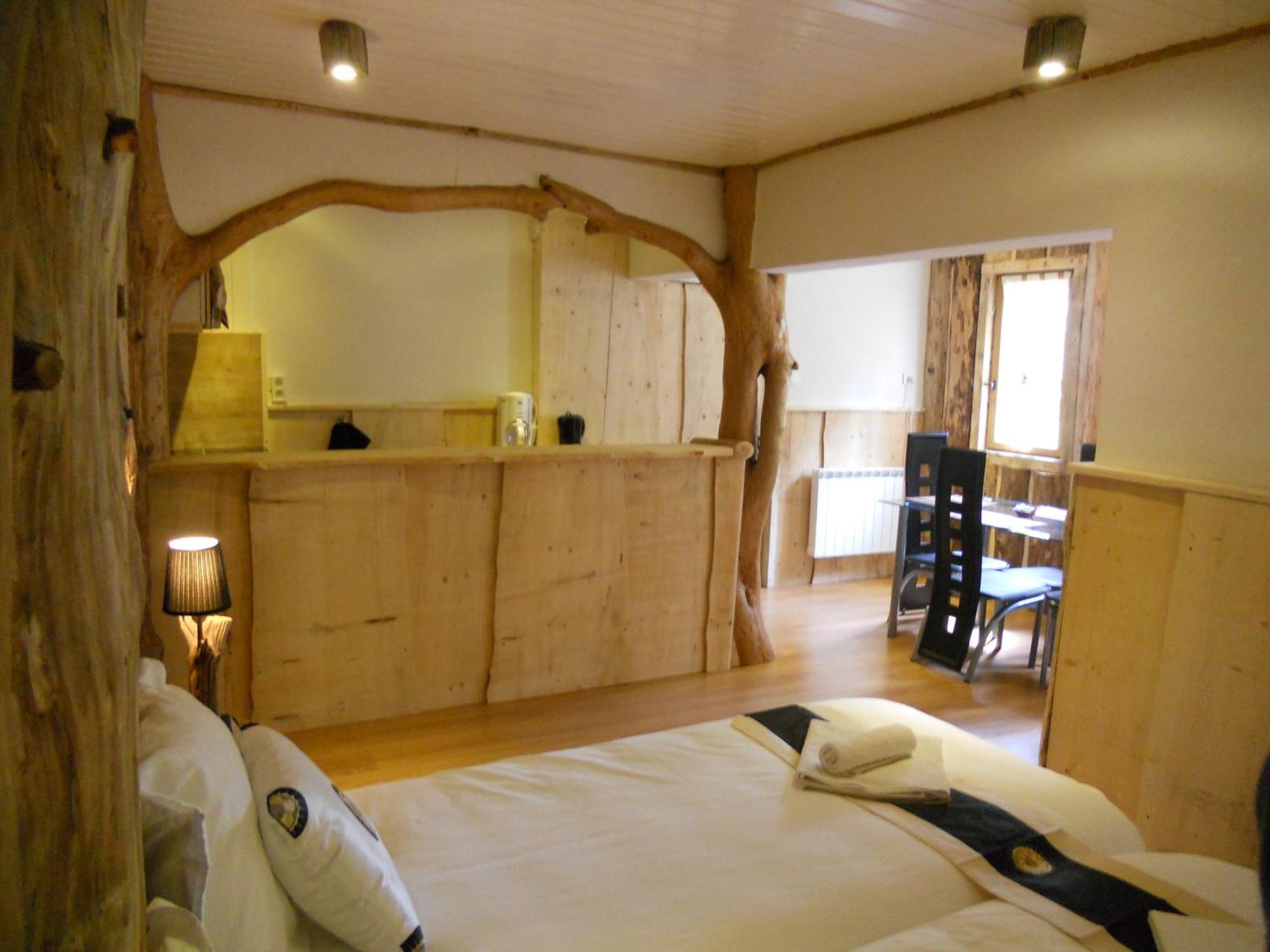Bed and Breakfast Pyrenées Emotions Malvézie Habitación foto