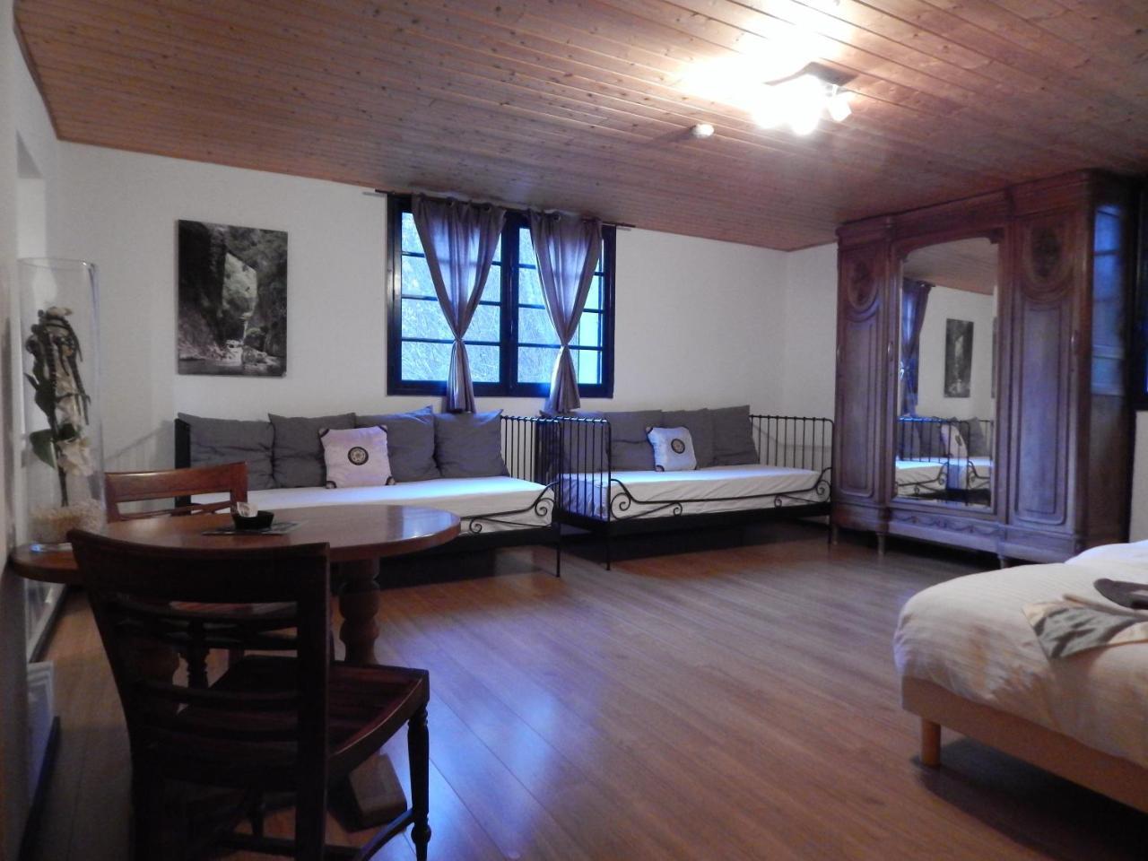 Bed and Breakfast Pyrenées Emotions Malvézie Exterior foto